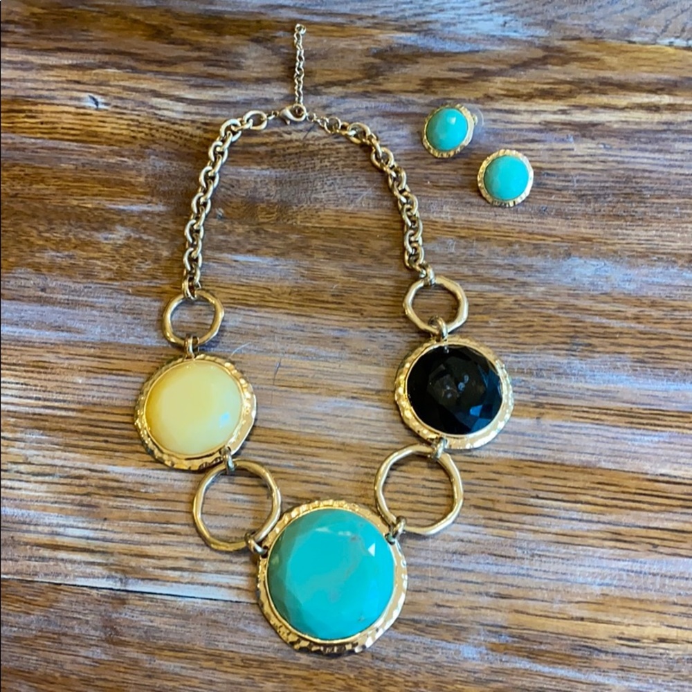 Turquoise necklace and earrings